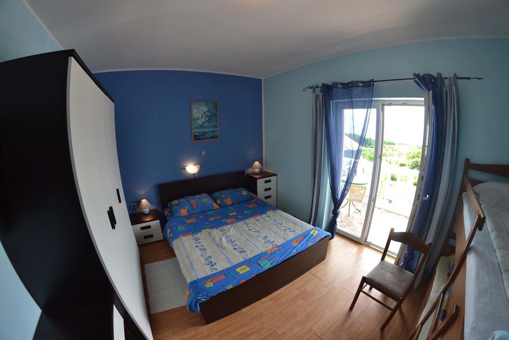 Apartmani Jenny I Tania Lopar Exteriör bild
